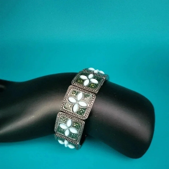 Antique Silver Tone Link Light Blue Flower Cabochon Stretch bangle Bracelet - Picture 4 of 7